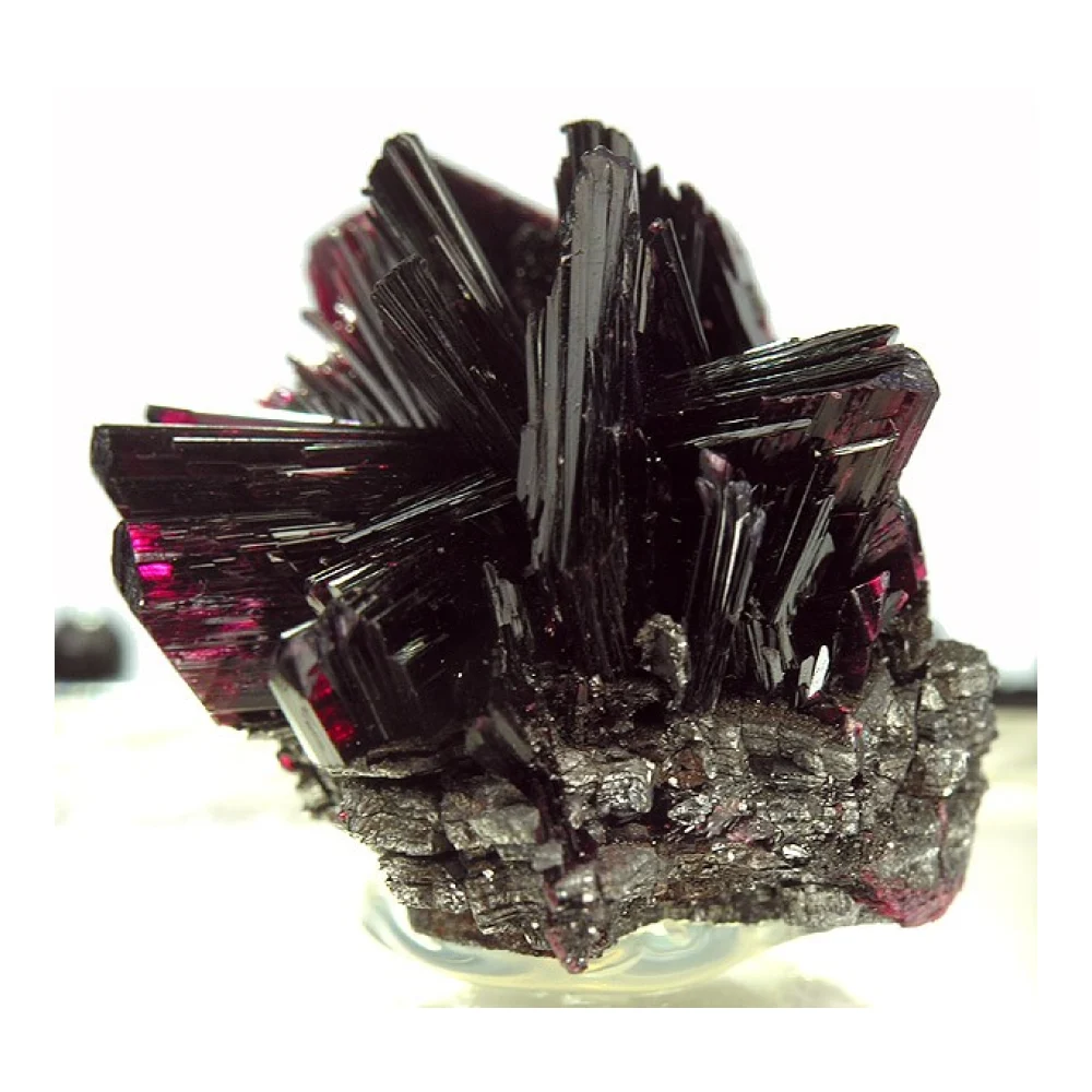 Erythrite gemstone — example specimen